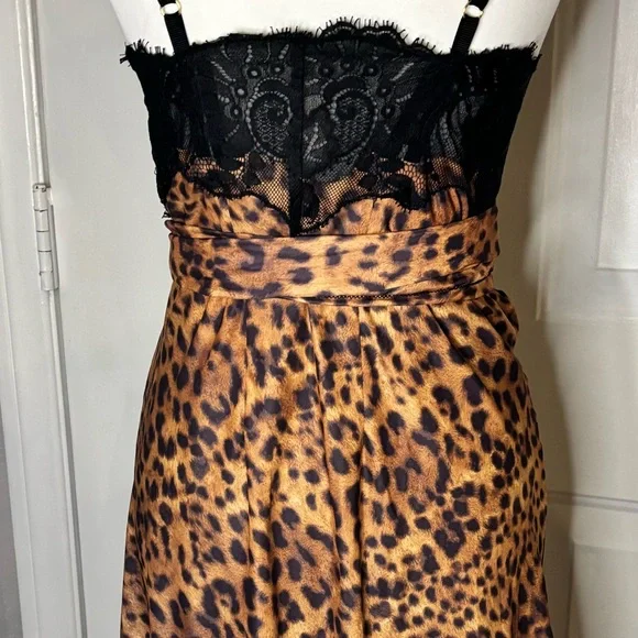 We are HAH! | NWoT medium | leopard print true wrap midi dress w/black lace - Picture 14 of 14